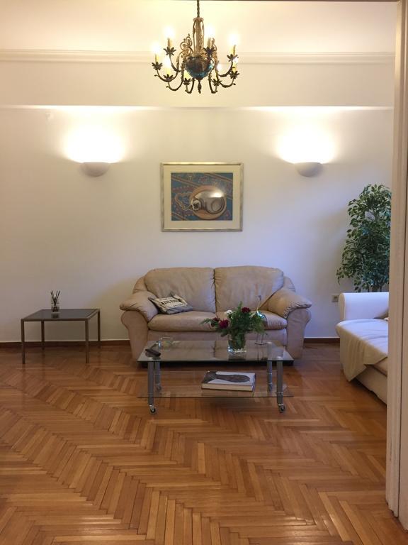 Central 5 Room Apartment Atene Esterno foto