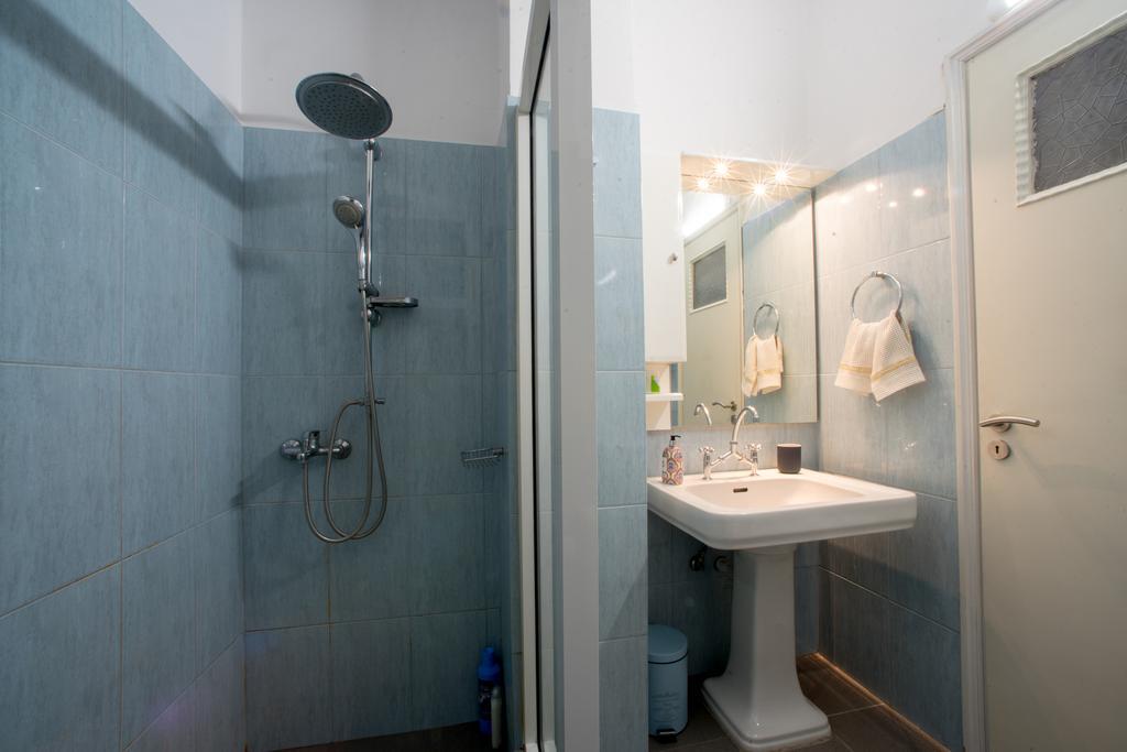 Central 5 Room Apartment Atene Esterno foto